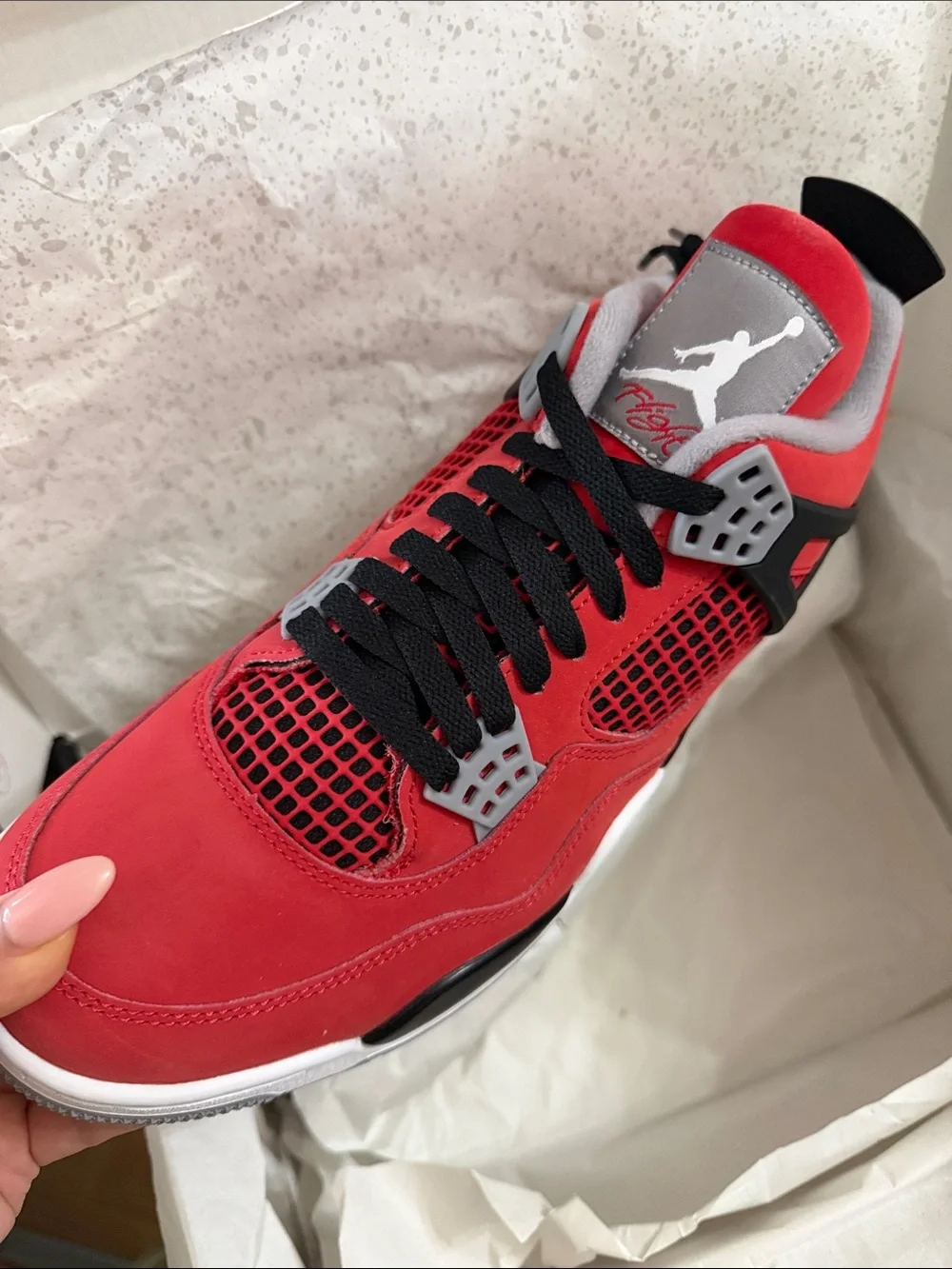 Air Jordan 4 fire red cmnt grey